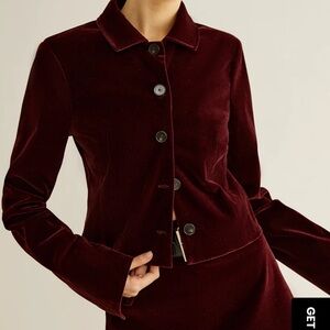 Hi! Never been worn! Velvet burgundy skirt set!